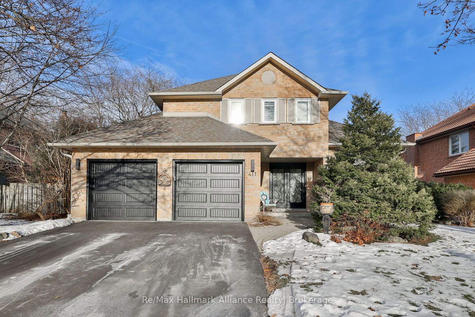 Detached House for sale at 411 Barclay Crescent, Oakville, 1006 - FD Ford, L6J 6H8 - MLS: W11944769