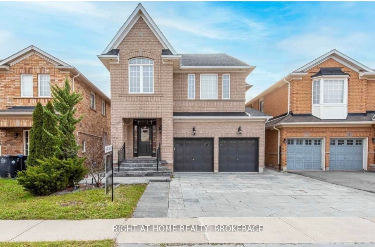 Detached House for lease at 33 Crannyfield Drive, Brampton, Fletcher's West, L7A 3X2 - MLS: W11944793