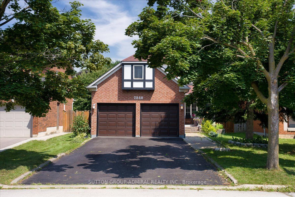 Detached House for sale at 2840 Tradewind Drive, Mississauga, Meadowvale, L5N 6L1 - MLS: W11944865