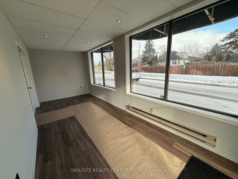 31 - 366 Revus Ave, Mississauga, L5G 4S5 | Image 2