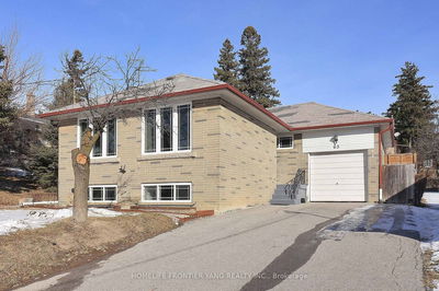 65 Lexfield Ave, Toronto - Downsview-Roding-CFB image-0-2