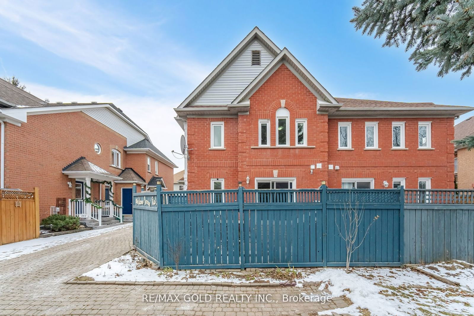 Townhouse sold at 146 Clover Bloom Road, Brampton, Sandringham-Wellington, L6R 1S5 - MLS: W11945027