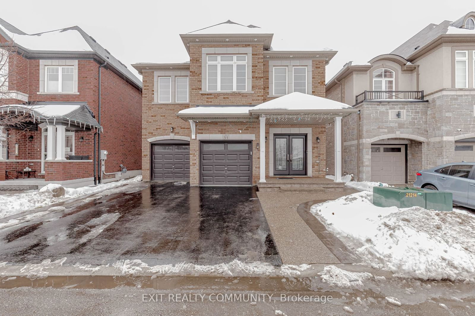 Detached House for sale at 31 Lola Crescent, Brampton, Northwest Brampton, L7A 4J8 - MLS: W11945086