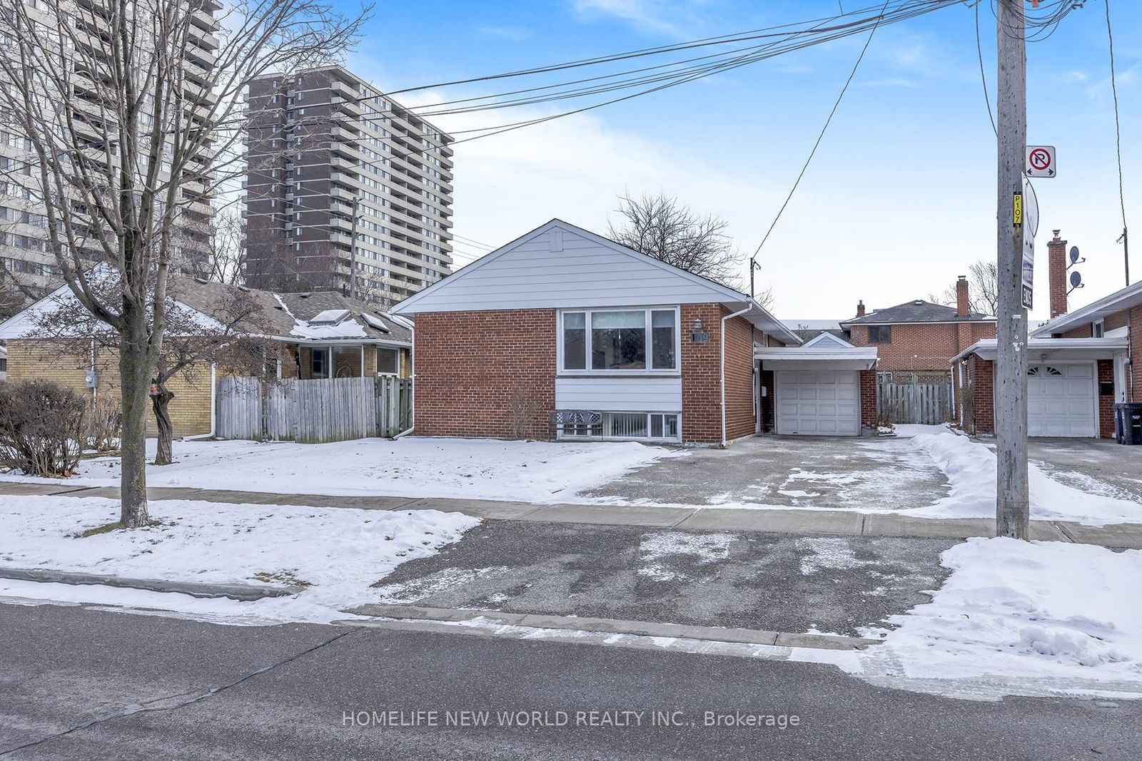 Detached House for sale at 109 Westhampton Drive, Toronto, Kingsview Village-The Westway, M9R 1Y1 - MLS: W11945135