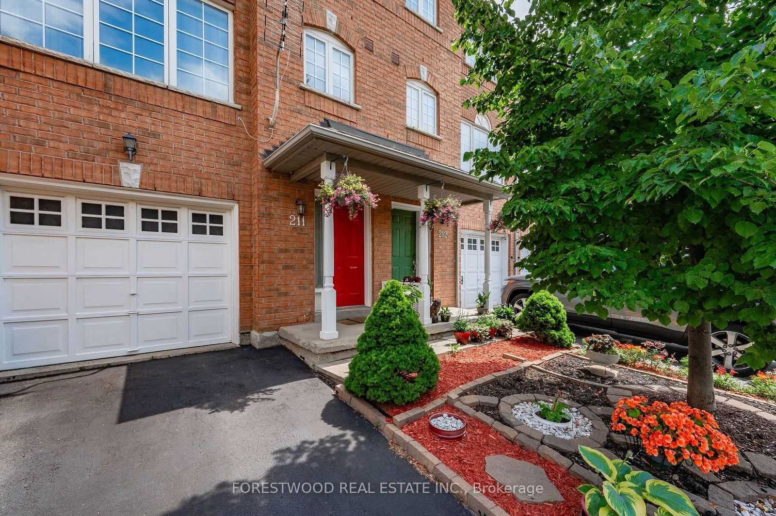 Townhouse for sale at 211-80 Acorn Place, Mississauga, Hurontario, L4Z 4E6 - MLS: W11945179