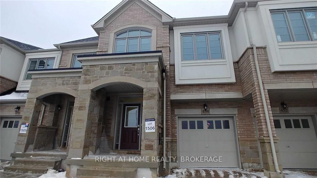 Townhouse for lease at 454 Sheaffe Place, Milton, 1032 - FO Ford, L9E 1K1 - MLS: W11945207