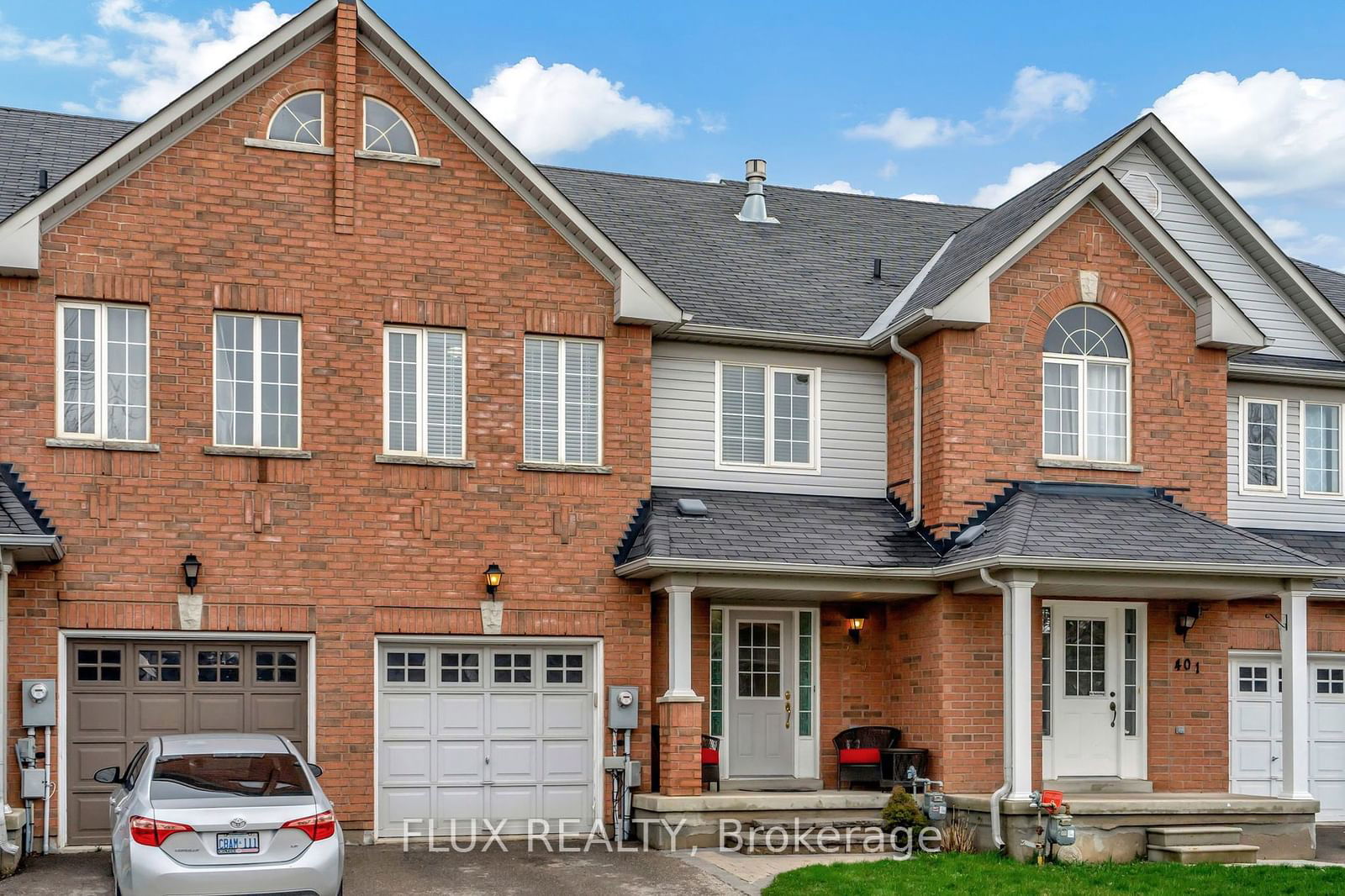 Townhouse for sale at 399 HOBBS Crescent, Milton, 1027 - CL Clarke, L9T 0J2 - MLS: W11945447