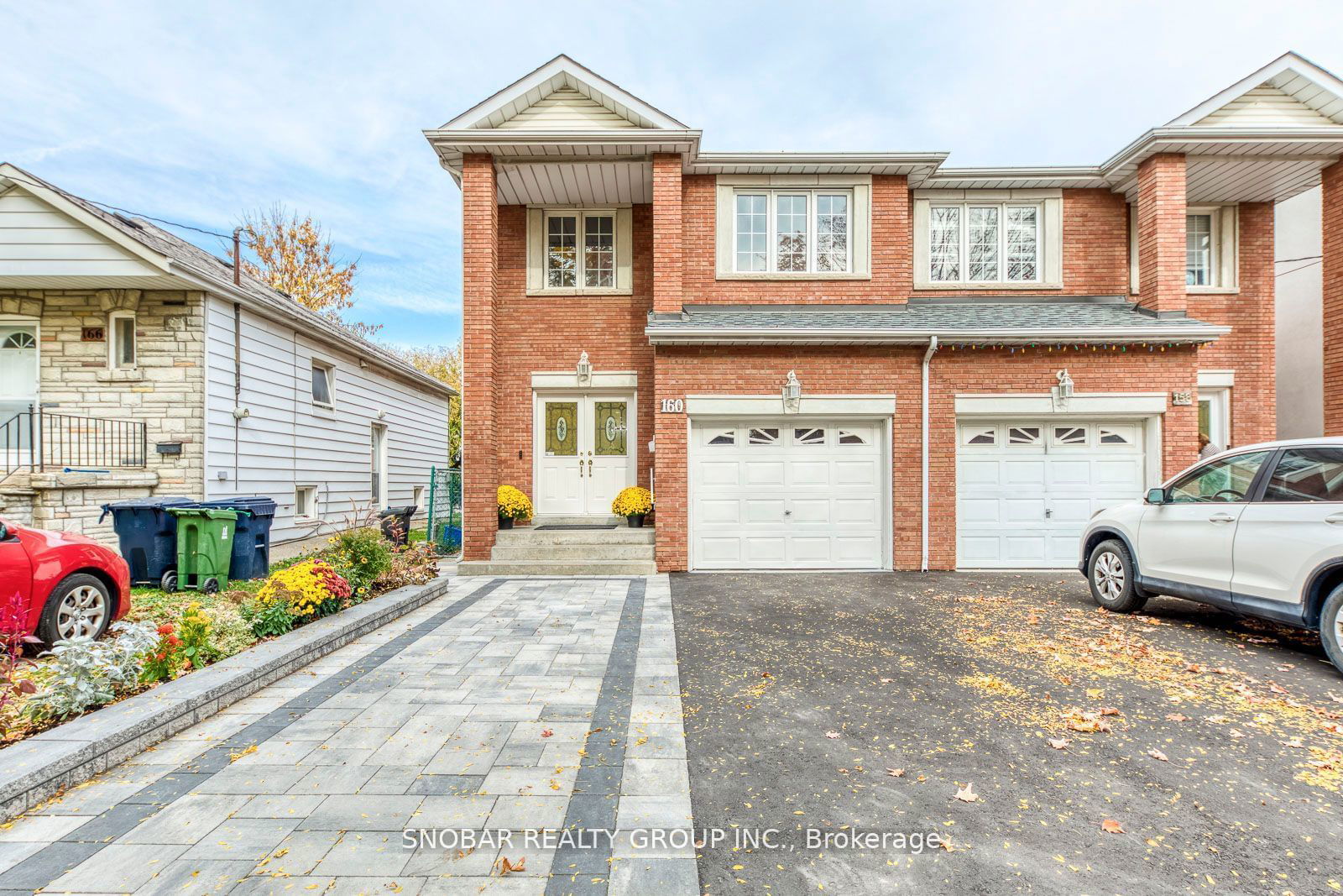 Semi-Detached House sold at 160 Hay Avenue, Toronto, Mimico, M8Z 1G5 - MLS: W11945493