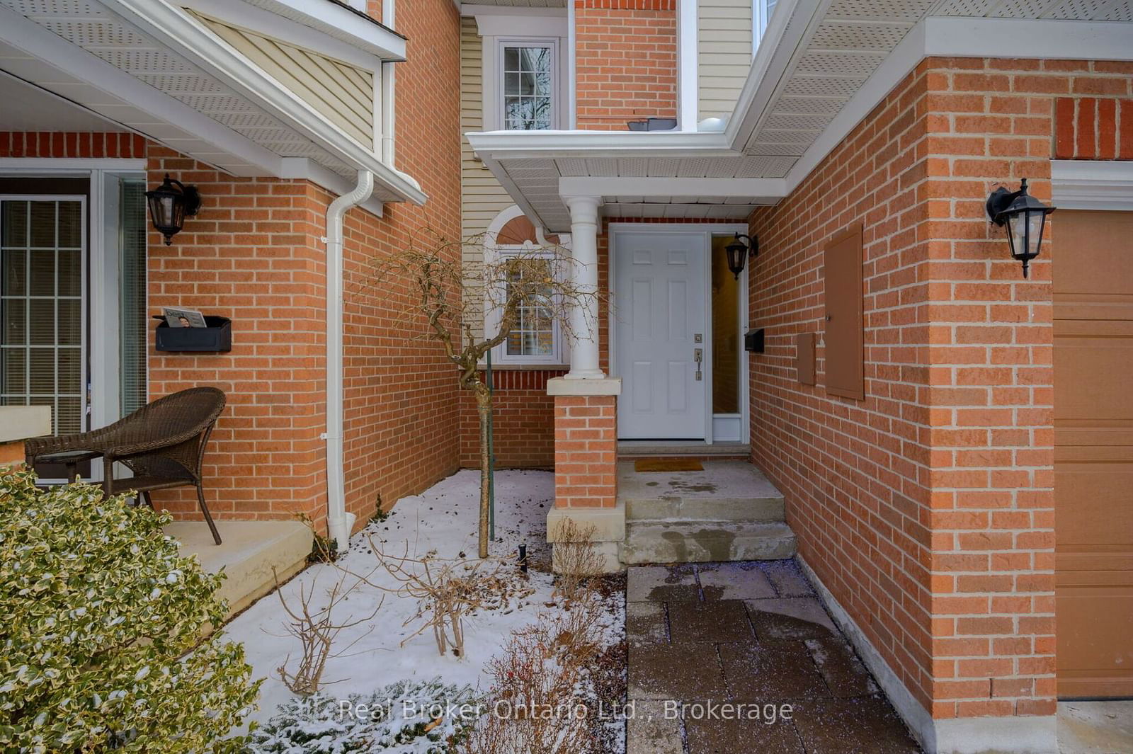 Townhouse for sale at 7-2141 Country Club Drive, Burlington, Rose, L7M 4E5 - MLS: W11945522