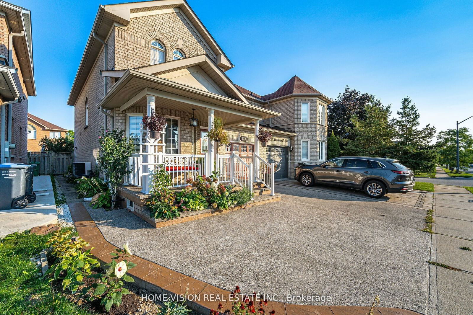 Semi-Detached House for lease at Bsmt-3296 Camberwell Drive, Mississauga, Churchill Meadows, L5M 6T3 - MLS: W11945575