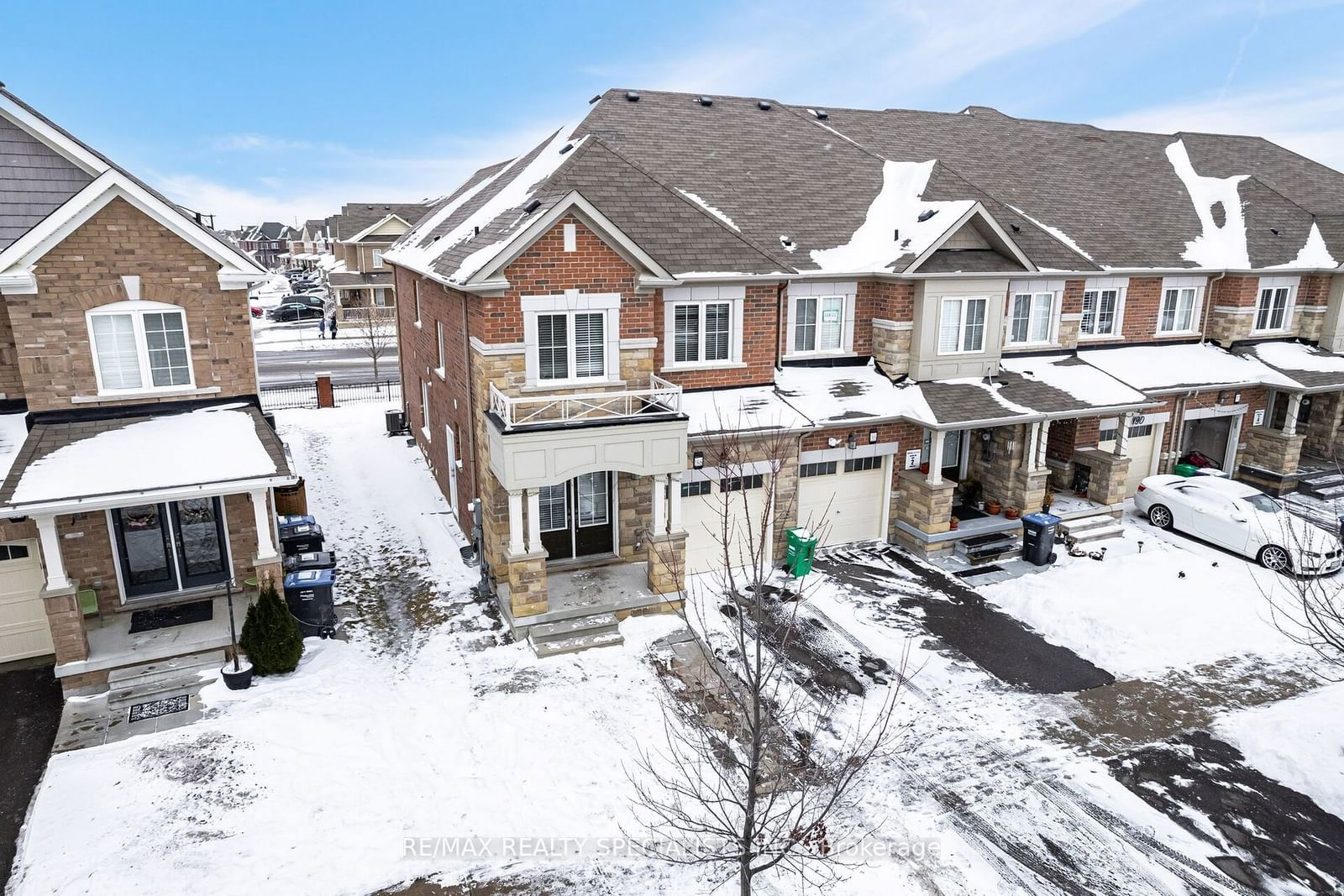 Townhouse for sale at 186 Golden Springs Drive, Brampton, Northwest Brampton, L7A 4N9 - MLS: W11945654