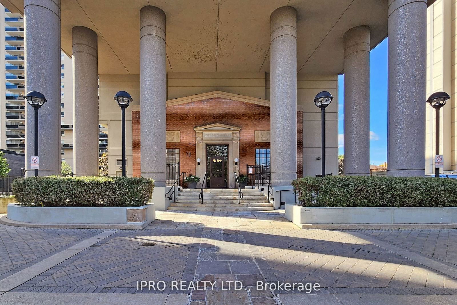 Building at 70 High Park Avenue, Toronto, High Park North