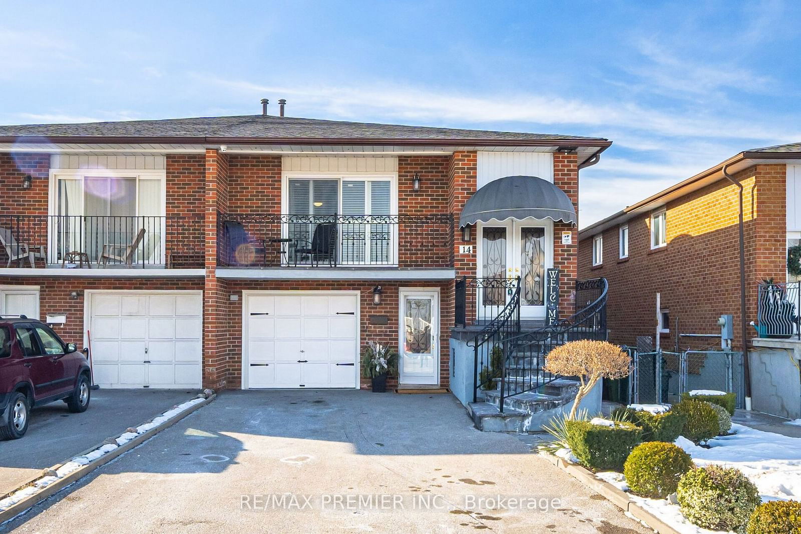 Semi-Detached House for sale at 14 Capstan Court, Toronto, Glenfield-Jane Heights, M3L 2M9 - MLS: W11945755