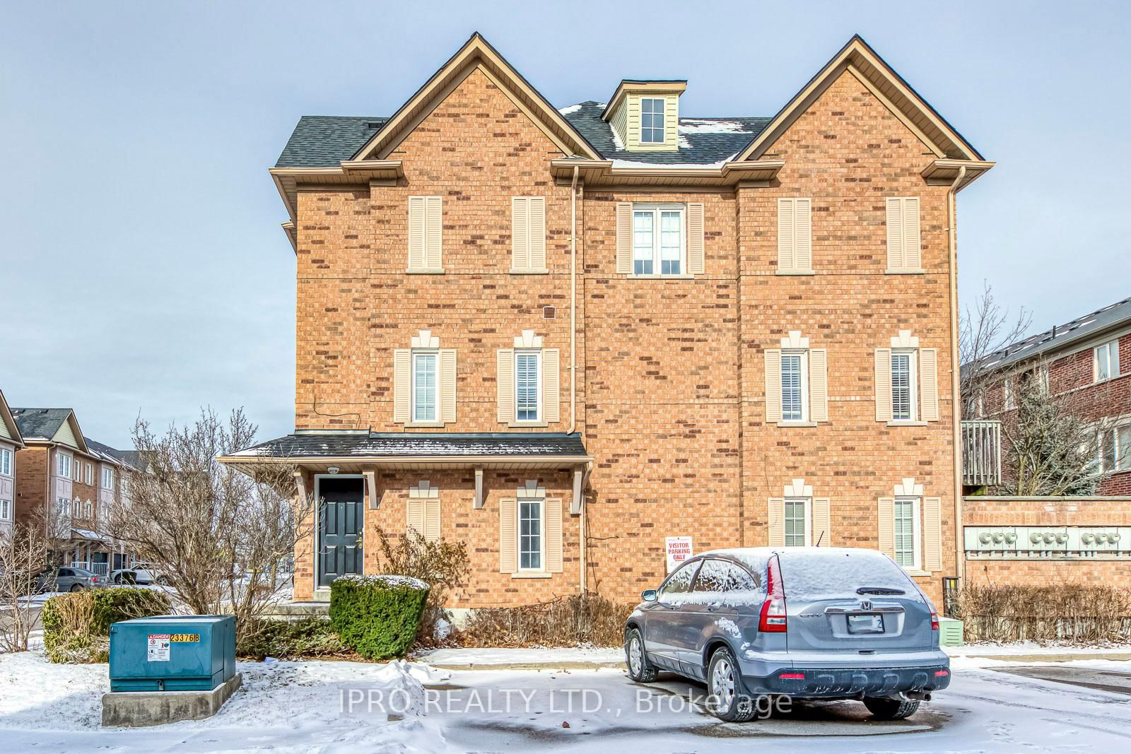 Townhouse leased at 25-1128 Dundas Street, Mississauga, Erindale, L5C 1E1 - MLS: W11945867