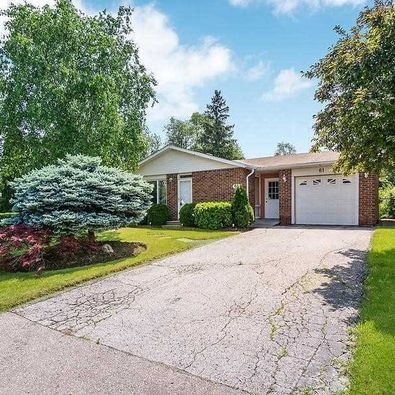 Detached House for lease at 61 Epsom Downs Drive, Brampton, Southgate, L6T 1Y7 - MLS: W11946097