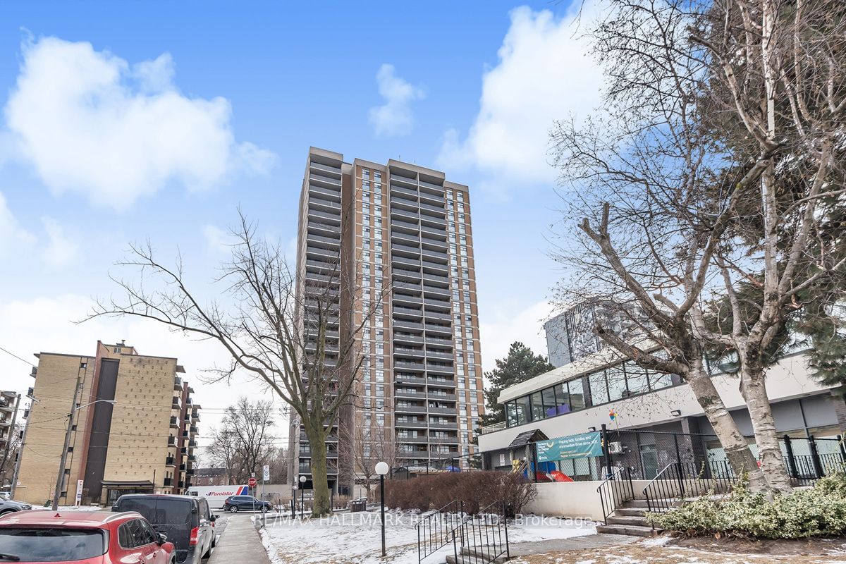 Condo for lease at 703-135 Marlee Avenue, Toronto, Briar Hill-Belgravia, M6B 4C6 - MLS: W11946204