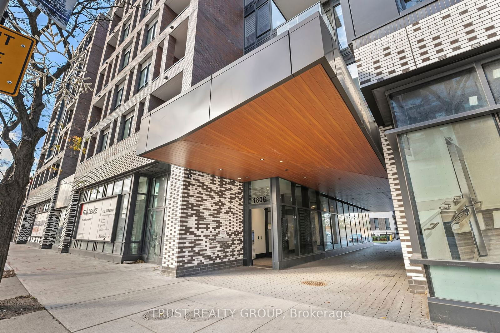 Condo for sale at 1102-1808 St. Clair Avenue, Toronto, Junction Area, M6N 0C1 - MLS: W11946258