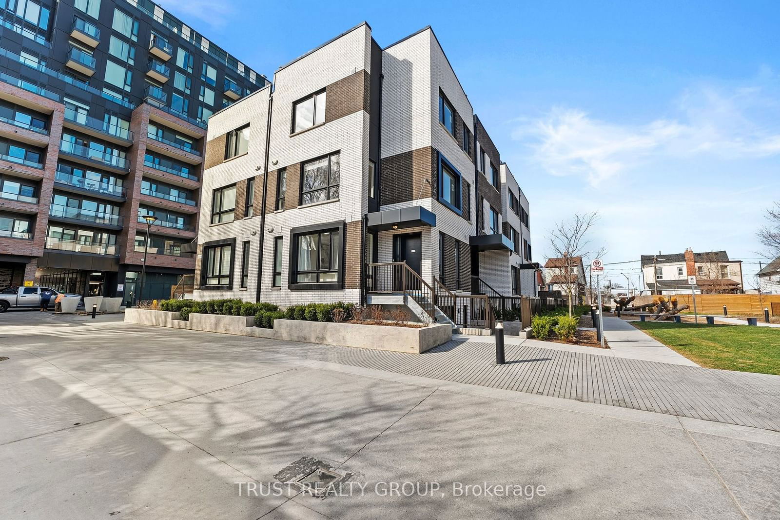 Townhouse for sale at TH16-10 Ed Clark Gdns, Toronto, Junction Area, M6N 0C1 - MLS: W11946263