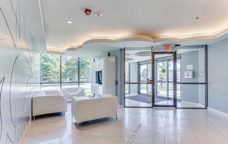 709 - 80 Esther Lorrie Dr E, Toronto, M9W 0C6 | Image 3