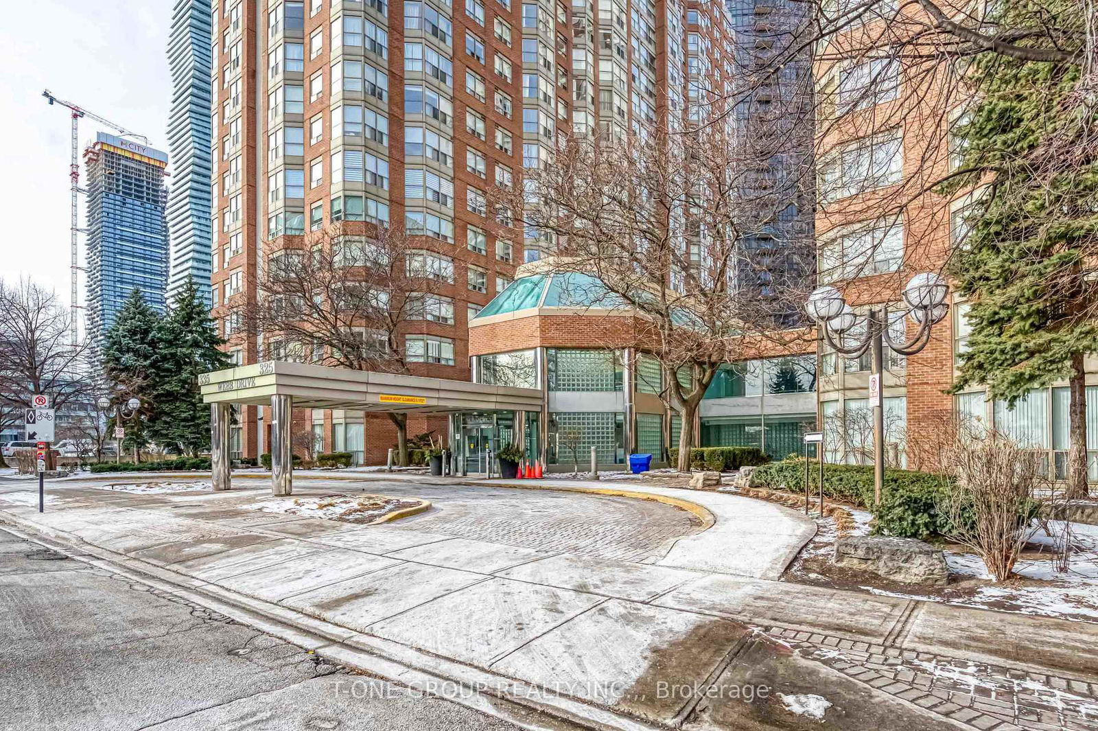 Condo sold at 1109-335 Webb Drive, Mississauga, City Centre, L5B 4A1 - MLS: W11946539