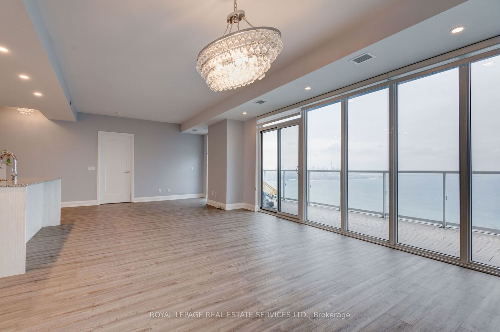 Condo leased at 4202-56 Annie Craig Drive, Toronto, Mimico, M8V 0C8 - MLS: W11946542