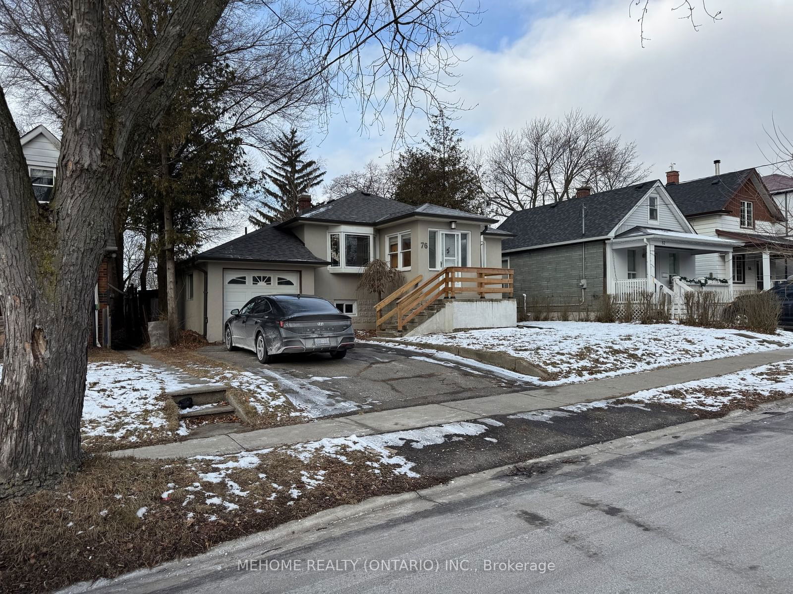 Detached House leased at 76 Thirty Eighth Street, Toronto, Long Branch, M8W 3M3 - MLS: W11946547