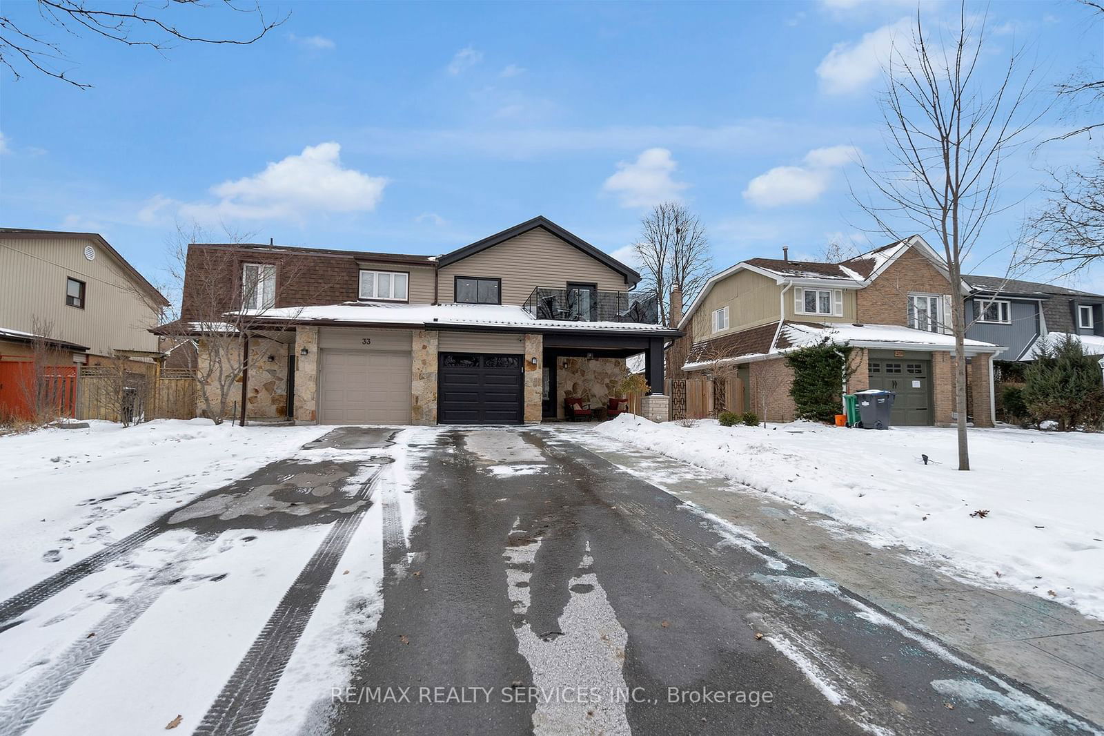 Semi-Detached House for sale at 31 Lawndale Crescent, Brampton, Westgate, L6S 3L3 - MLS: W11946832