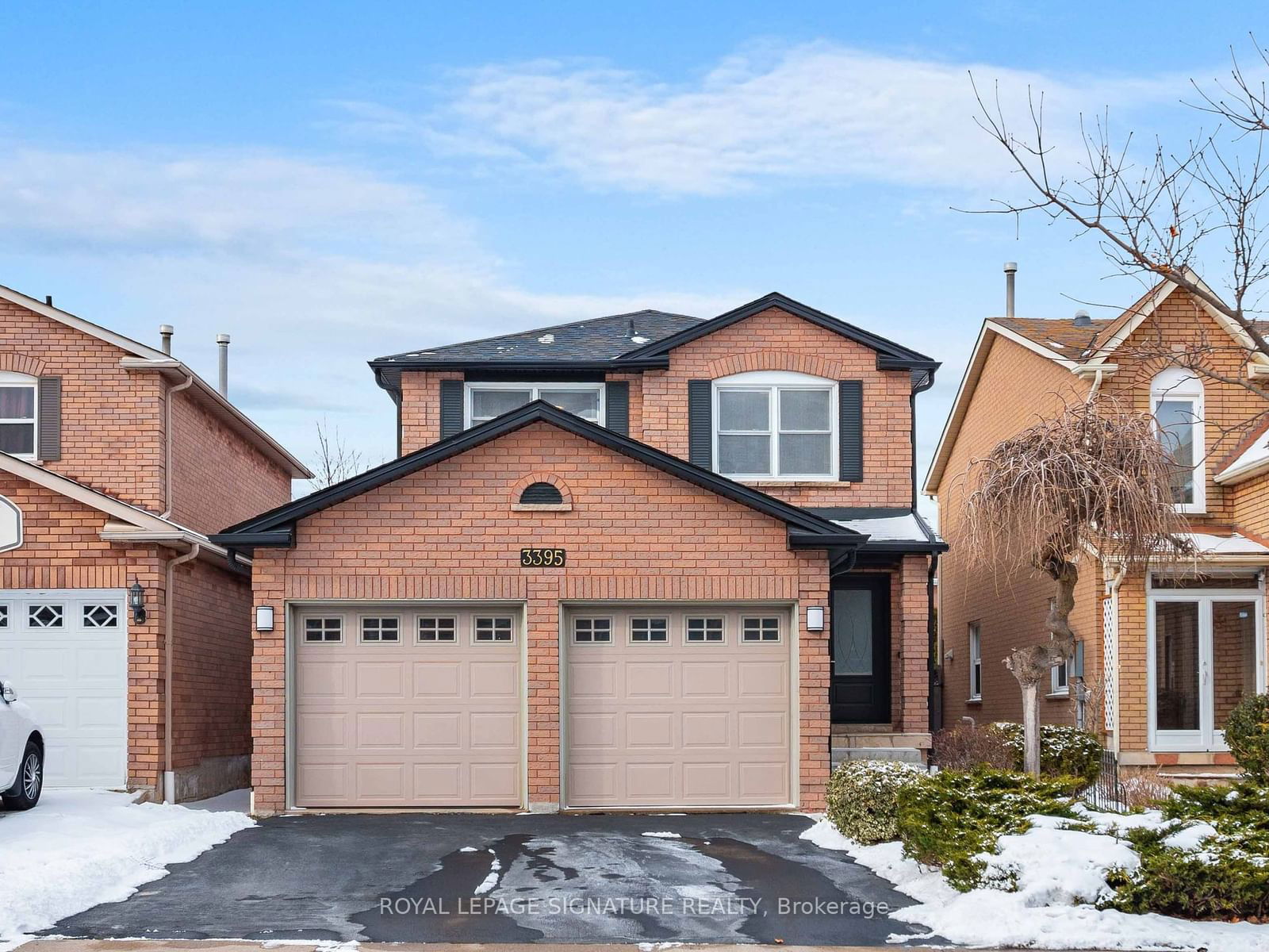 Detached House sold at 3395 Dovetail Mews, Mississauga, Erin Mills, L5L 5E6 - MLS: W11946837