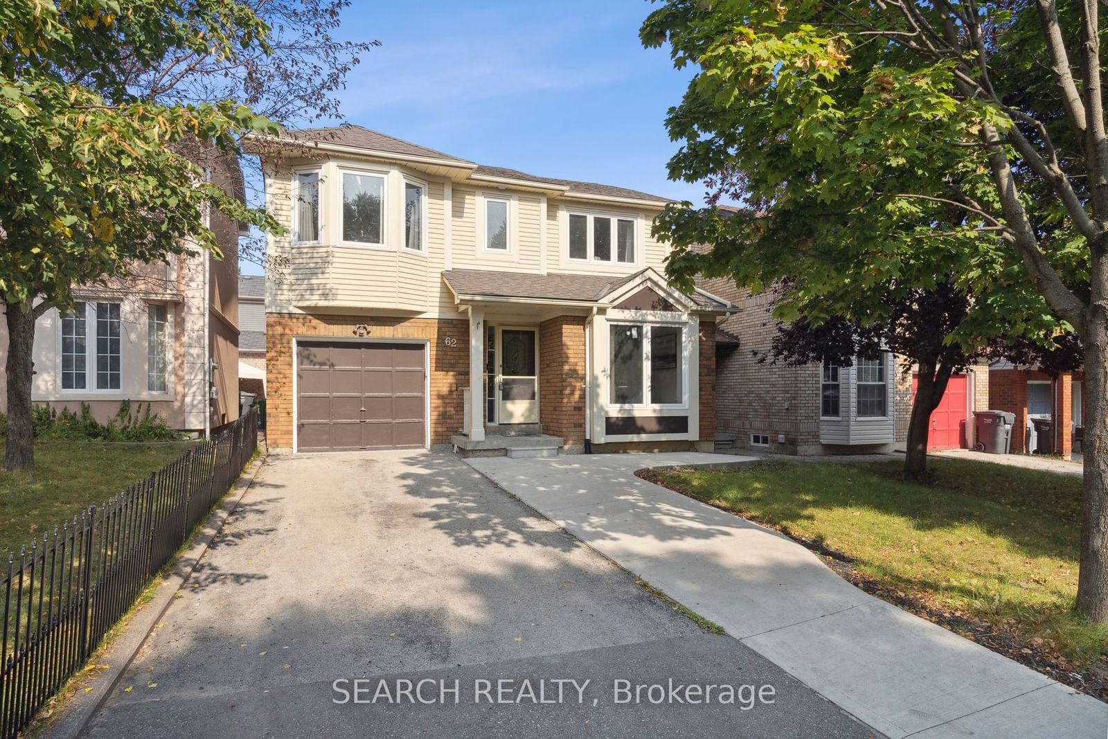 Detached House for sale at 62 Stoneledge Circle, Brampton, Sandringham-Wellington, L6R 1J7 - MLS: W11946844