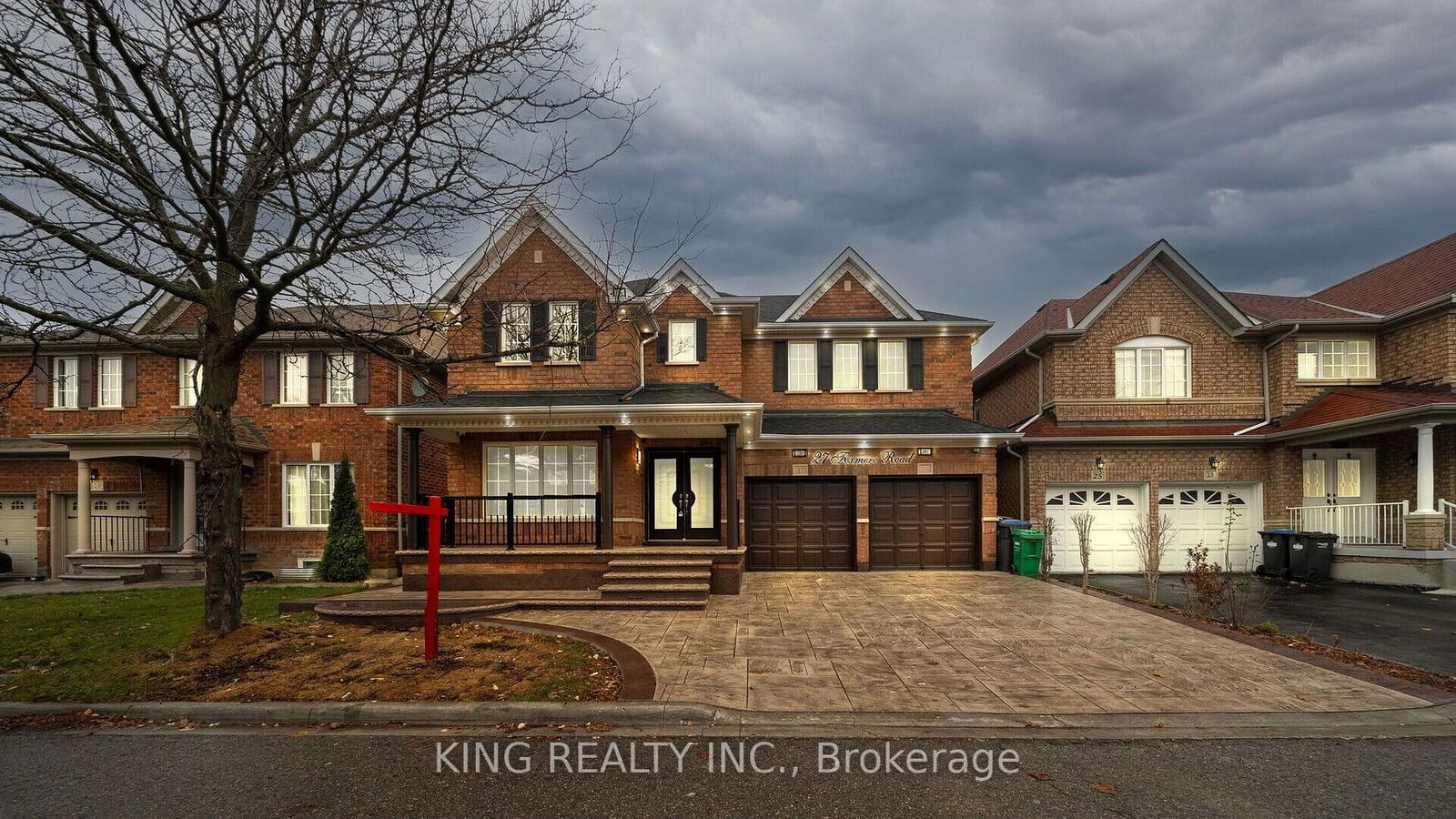 Detached House for sale at 27 Foxmere Road, Brampton, Fletcher's Meadow, L7A 1S4 - MLS: W11946967