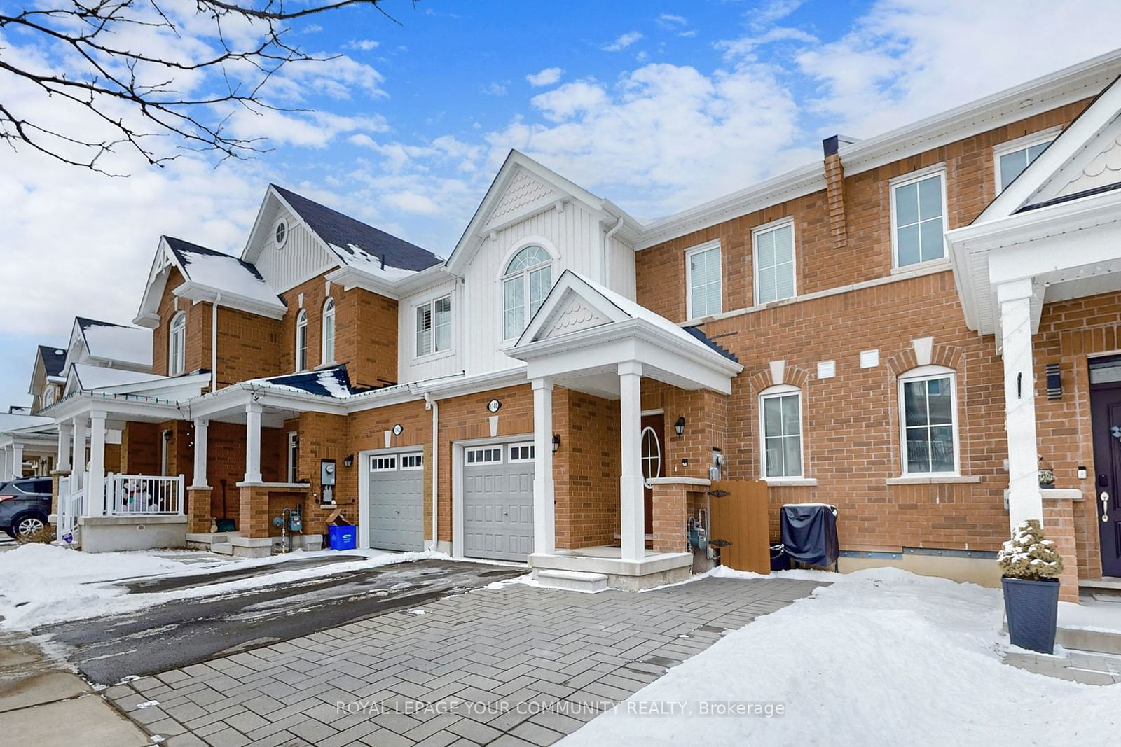 Townhouse for sale at 1140 Duignan Crescent, Milton, Ford, L4E 1C3 - MLS: W11947001