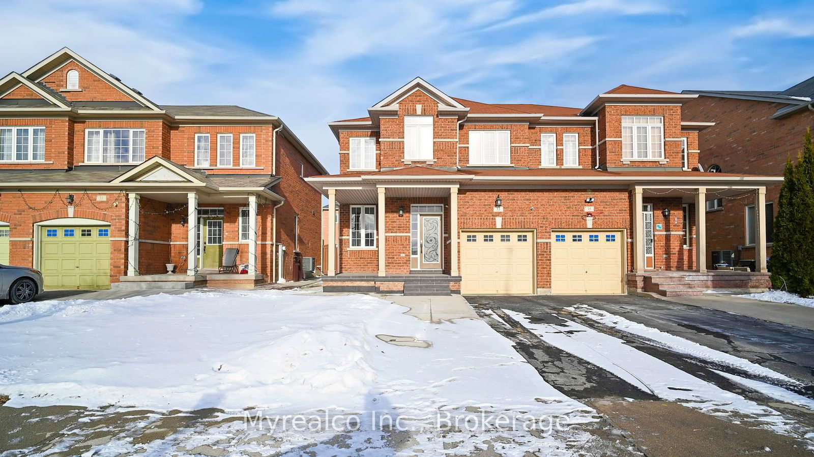 Semi-Detached House for sale at 33 Windflower Road, Brampton, Northwest Sandalwood Parkway, L7A 0M1 - MLS: W11947083