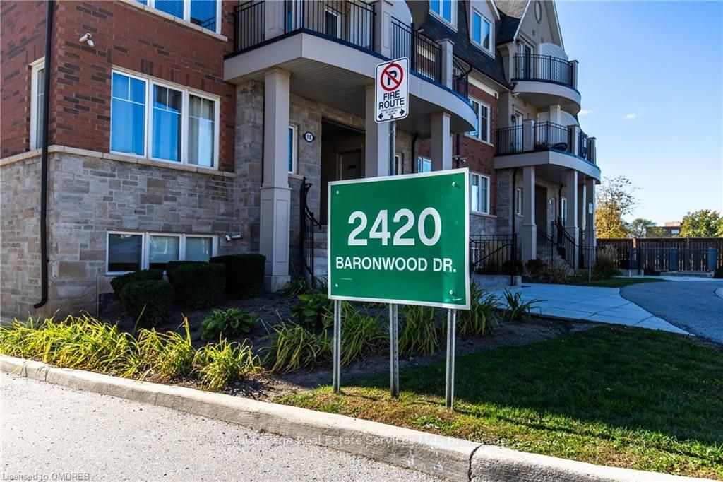 Townhouse for sale at 42-02-2420 BARONWOOD Drive, Oakville, 1019 - WM Westmount, L6M 0J7 - MLS: W11947288