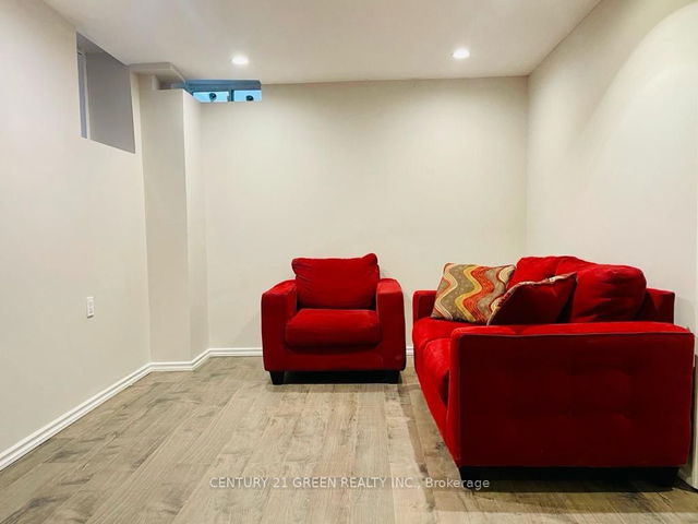 Bsmt - 30 Manzanita Crescent