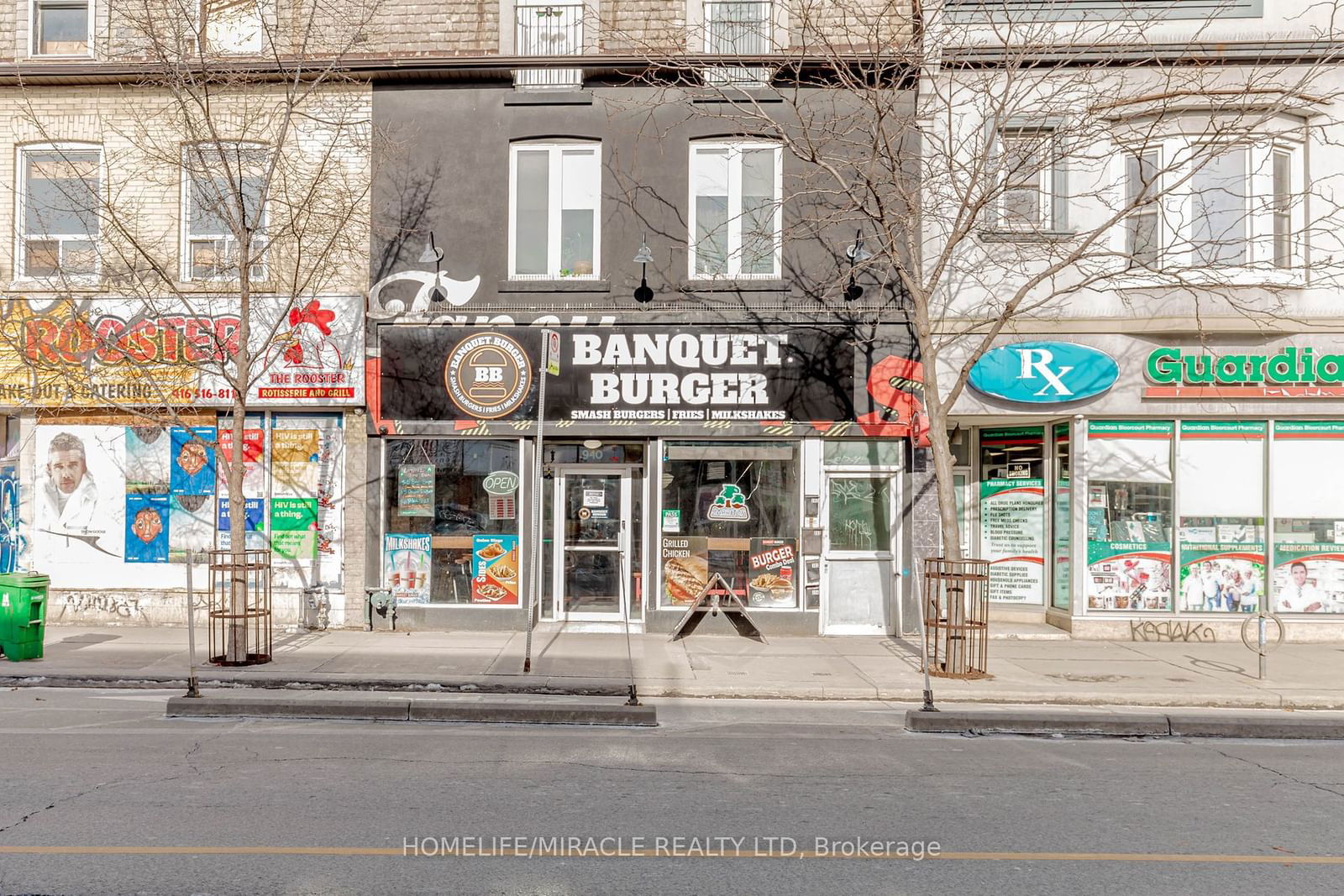 Sale Of Business for sale at 940 Bloor Street, Toronto, Dovercourt-Wallace Emerson-Junction, M6H 1L4 - MLS: W11947639