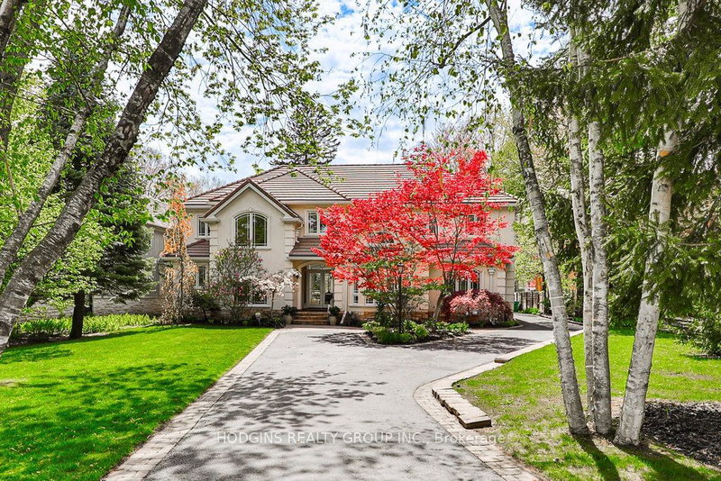 1382 Aldo Dr, Mississauga, L5H 3E9 | Image 2