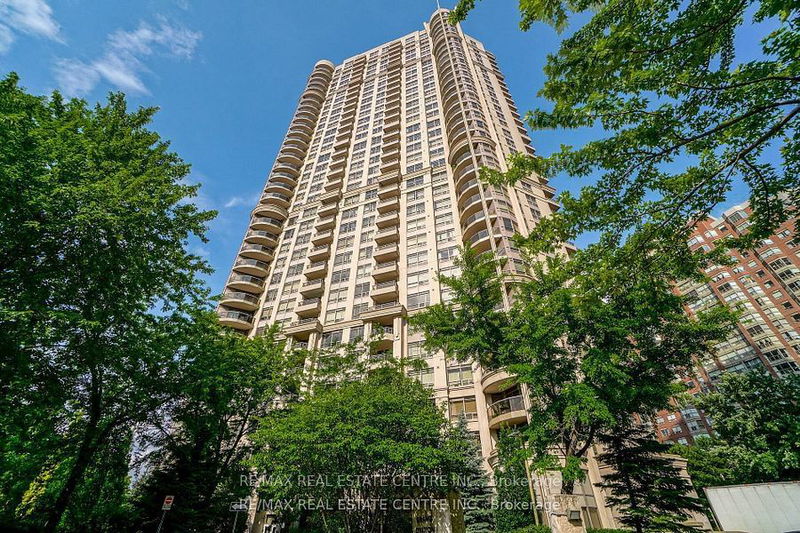 home for lease on 1704-310 Burnhamthorpe Road W