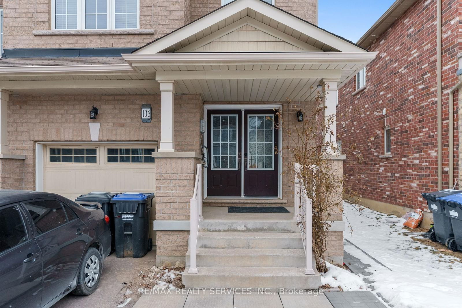 Semi-Detached House leased at Bsmt-106 Baffin Crescent, Brampton, Northwest Brampton, L7A 0C7 - MLS: W11948153