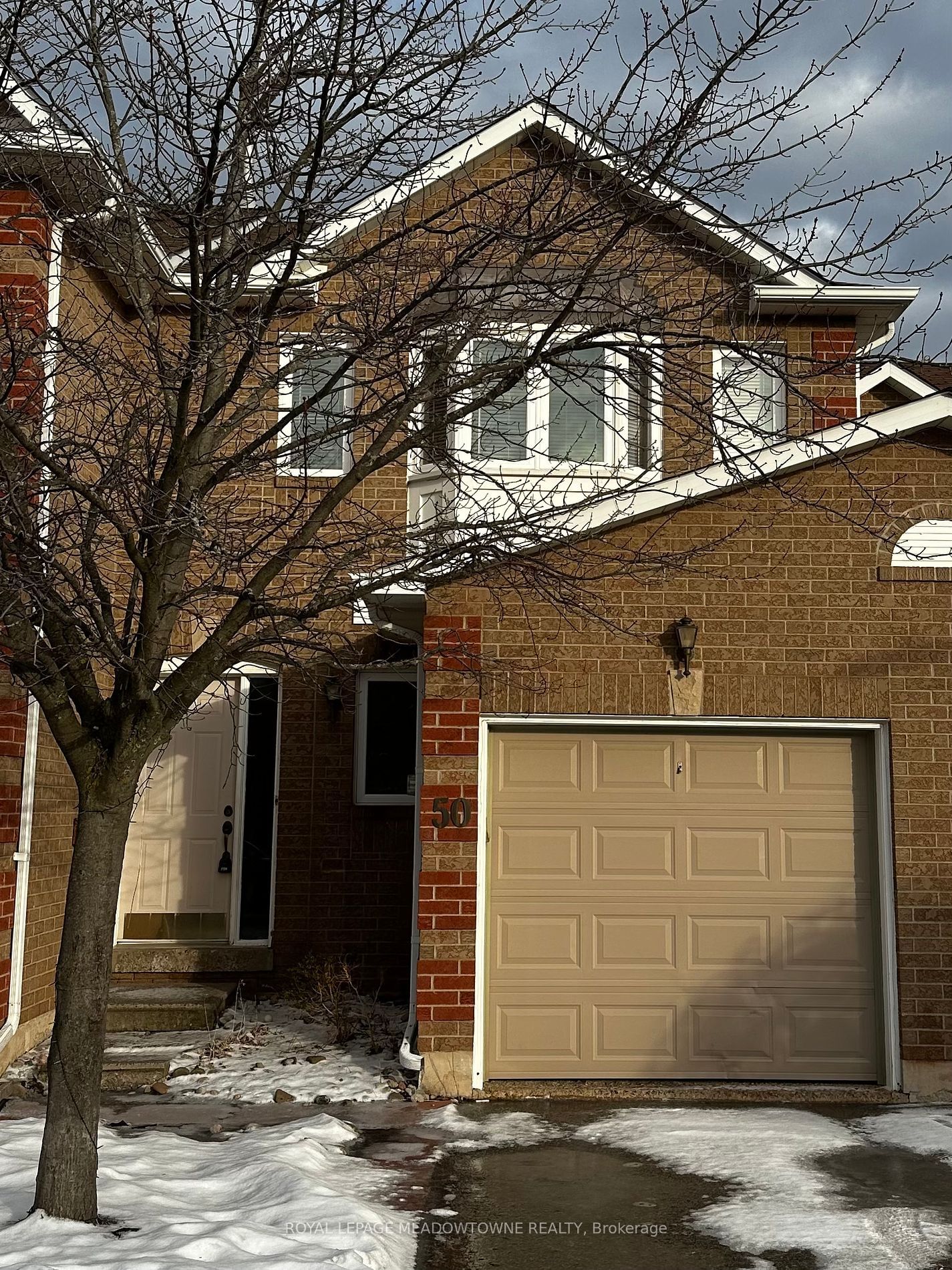 Townhouse leased at 50-1240 Westview Terrace, Oakville, 1022 - WT West Oak Trails, L6M 3M4 - MLS: W11948267