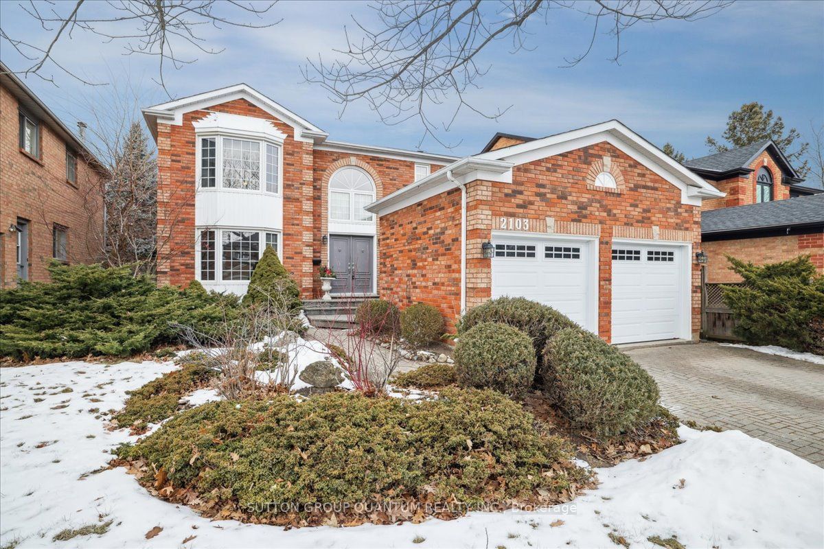 Detached House for sale at 2103 Brays Lane, Oakville, 1007 - GA Glen Abbey, L6M 2T2 - MLS: W11948284