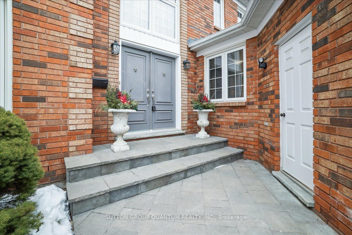 Detached House for sale at 2103 Brays Lane, Oakville, 1007 - GA Glen Abbey, L6M 2T2 - MLS: W11948284