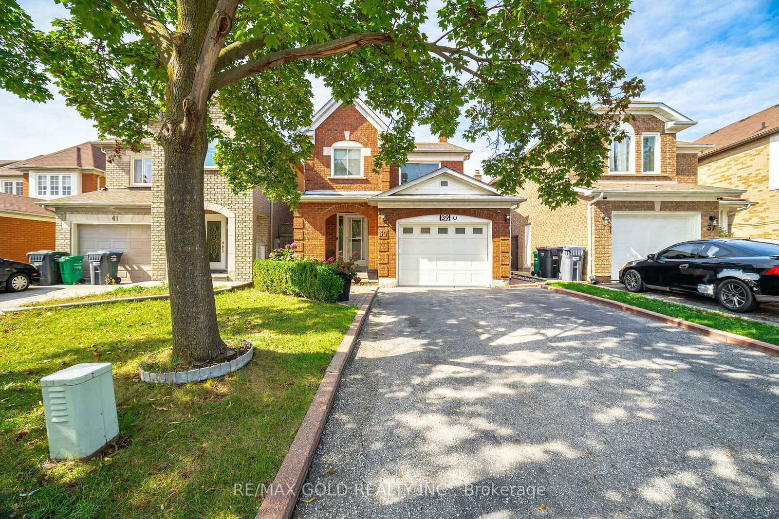 Detached House for sale at 39 Horned Owl Drive, Brampton, Sandringham-Wellington, L6R 1C6 - MLS: W11948581