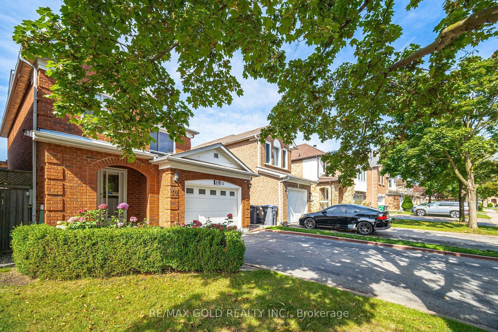 Detached House for sale at 39 Horned Owl Drive, Brampton, Sandringham-Wellington, L6R 1C6 - MLS: W11948581