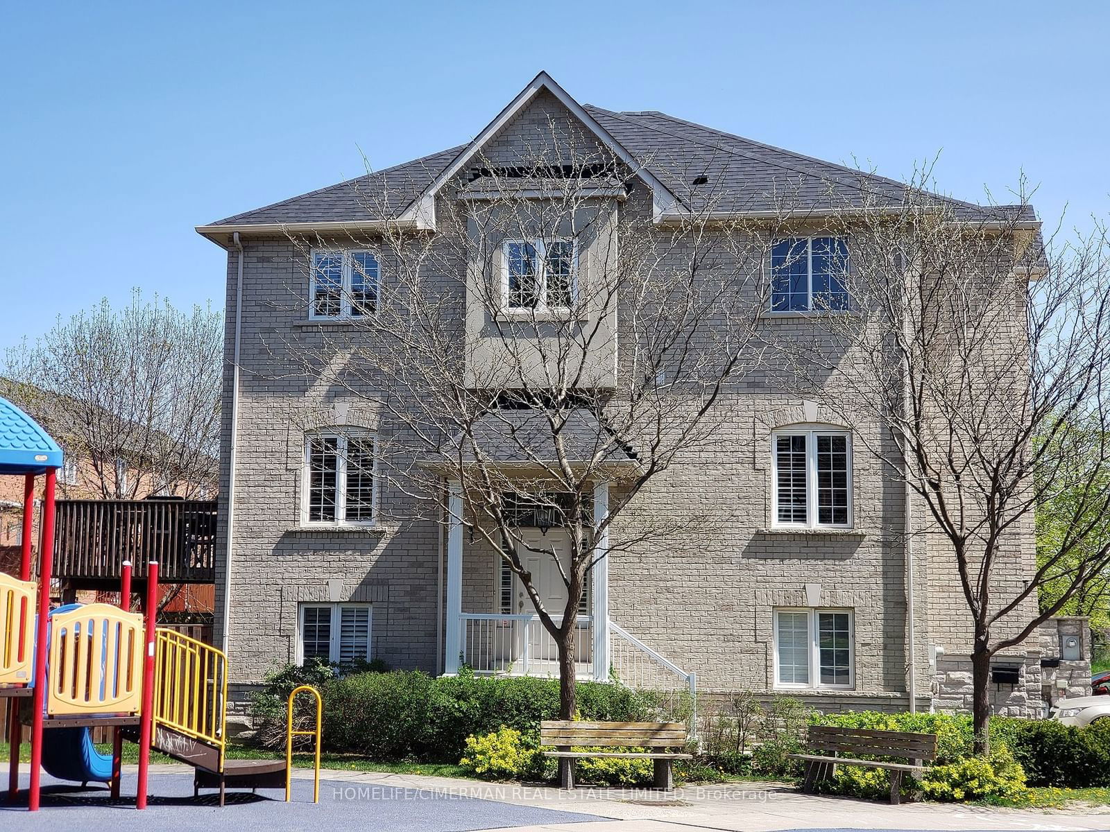 Townhouse for sale at 23-435 Hensall Circle, Mississauga, Cooksville, L5A 4P1 - MLS: W11948607