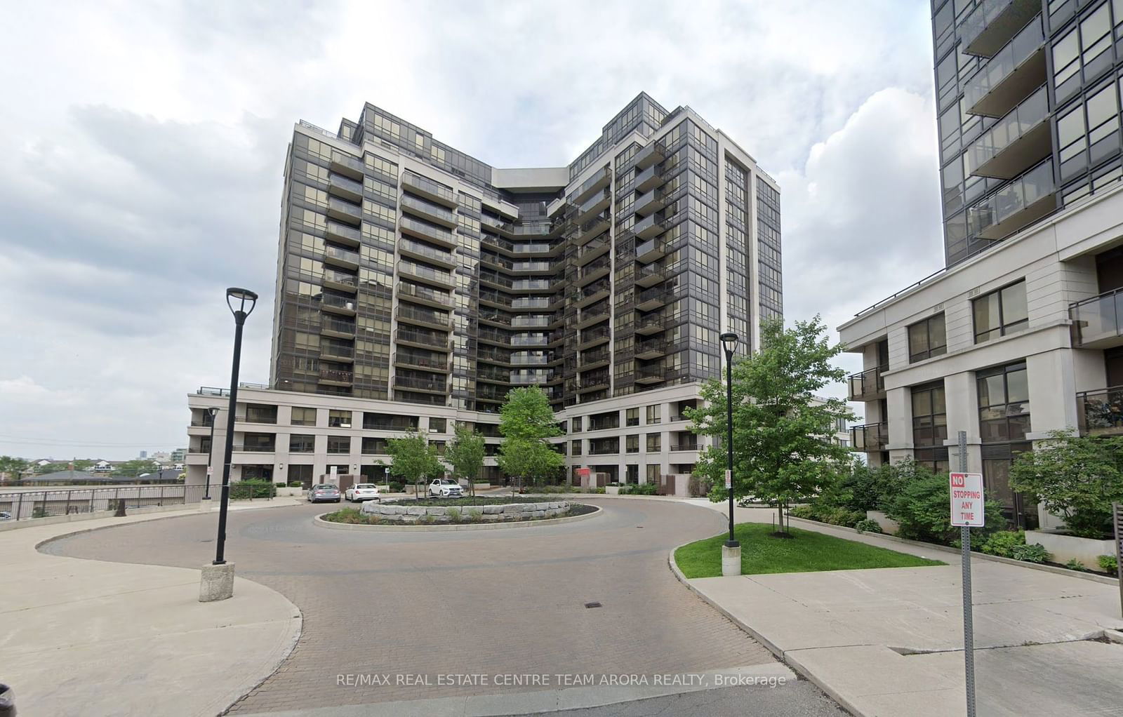 Condo for lease at #204-1060 Sheppard Avenue, Toronto, York University Heights, M3J 0G7 - MLS: W11948883