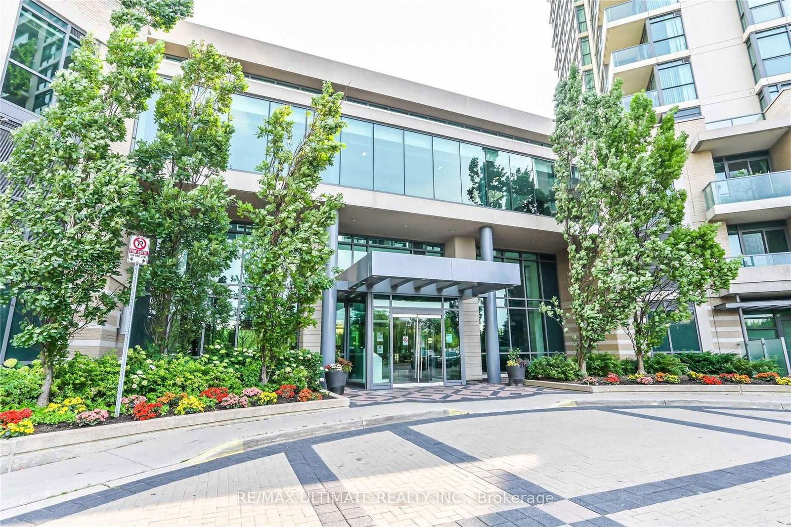 Condo for lease at PH 201-225 Sherway Gardens Road, Toronto, Islington-City Centre West, M9C 0A3 - MLS: W11948899