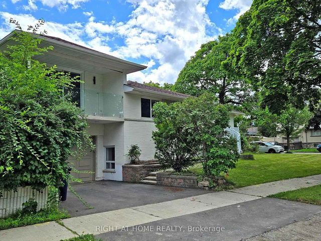25 Learmont Drive