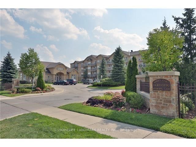 Condo sold at 304-1440 Bishops Gate, Oakville, 1007 - GA Glen Abbey, L6M 4M9 - MLS: W11949117