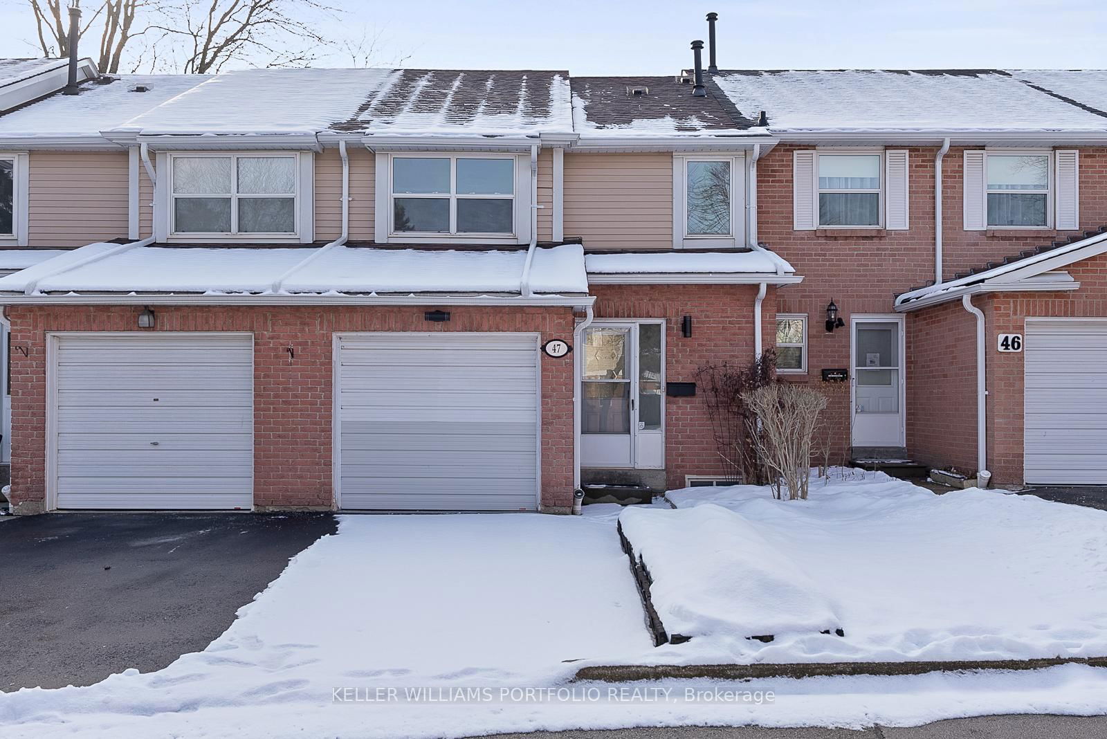 Townhouse for lease at 47-3380 South Mill Way, Mississauga, Erin Mills, L5L 3L8 - MLS: W11949142