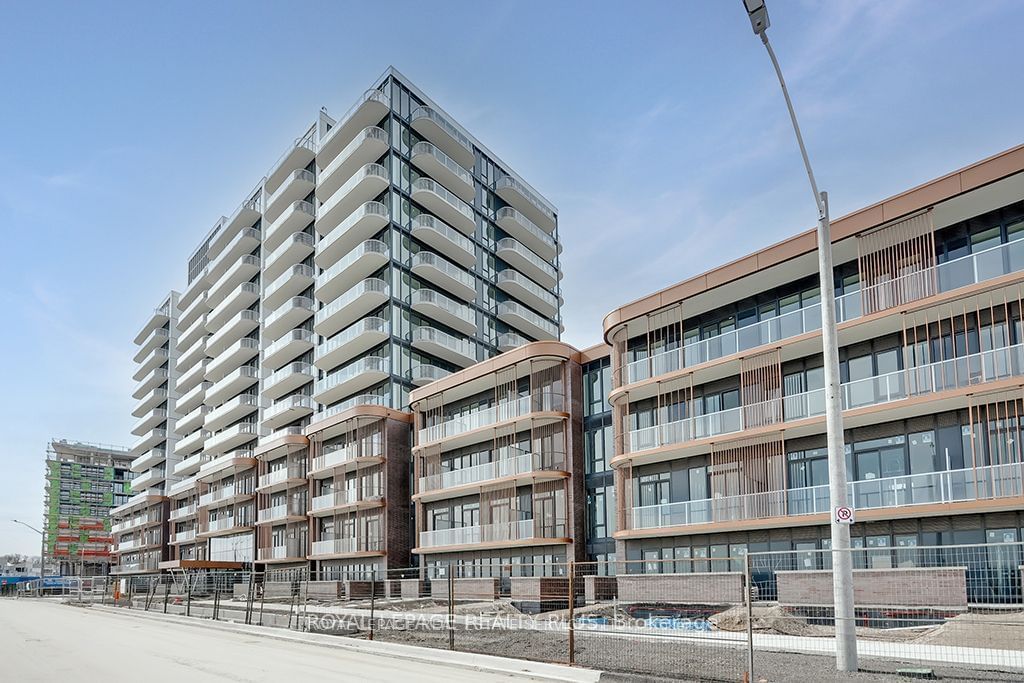 Condo for sale at 505-220 Missinnihe Way, Mississauga, Port Credit, L5H 0A9 - MLS: W11949176